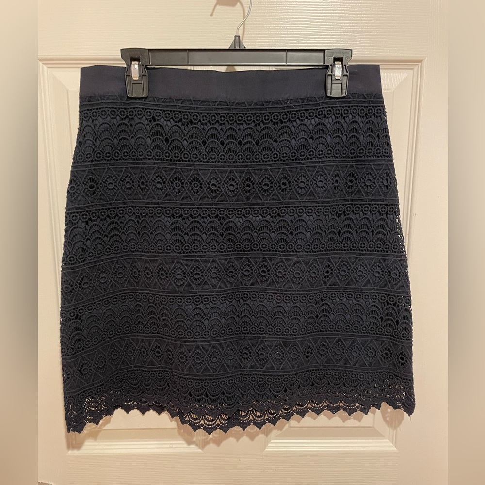 LOFT‎ Ann Taylor Navy Blue Lace Skirt Size 10